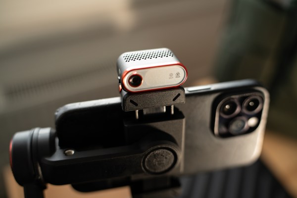 Add Motion! The Hohem iSteady M7 Gimbal can help!