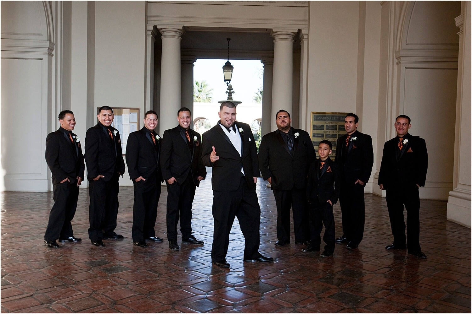 How to Pose Grooms and Groomsmen Effectively